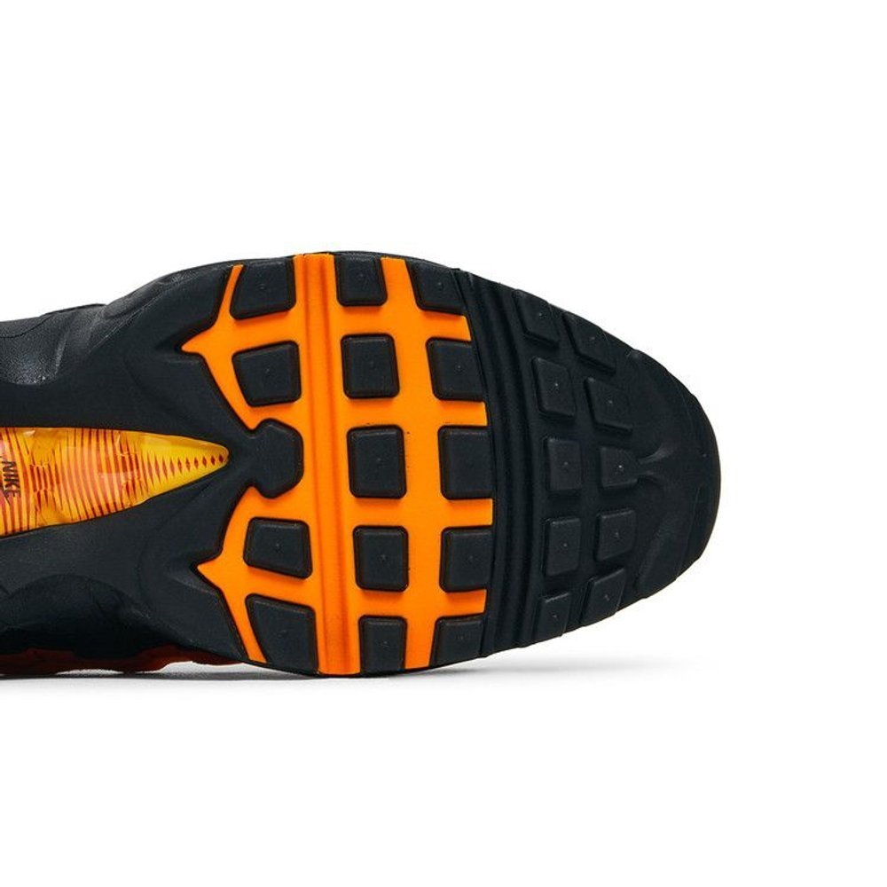Nike Air Max 95 Raygun – pohled shora | Purekickz