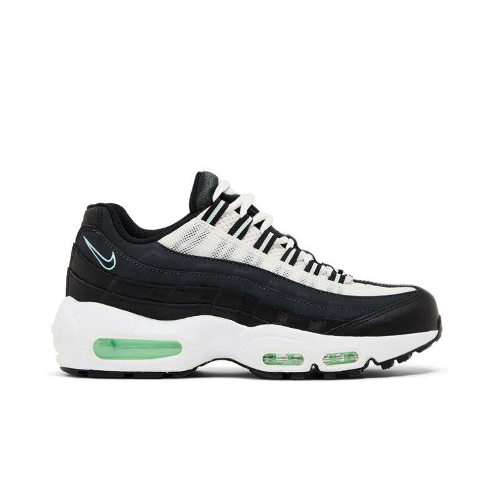 Nike Air Max 95 Recraft Black Anthracite (GS) – boční pohled | Purekickz