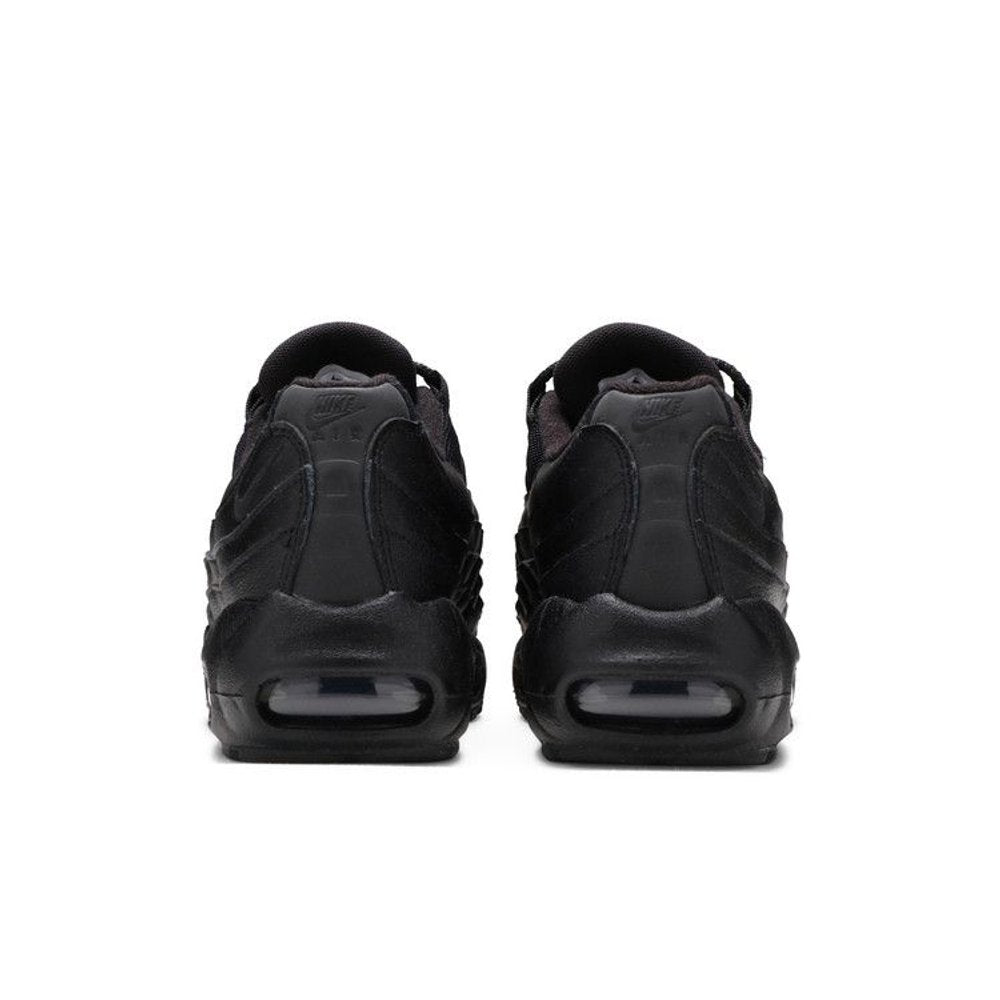 Nike Air Max 95 Recraft Triple Black (GS) – podrážka | Purekickz