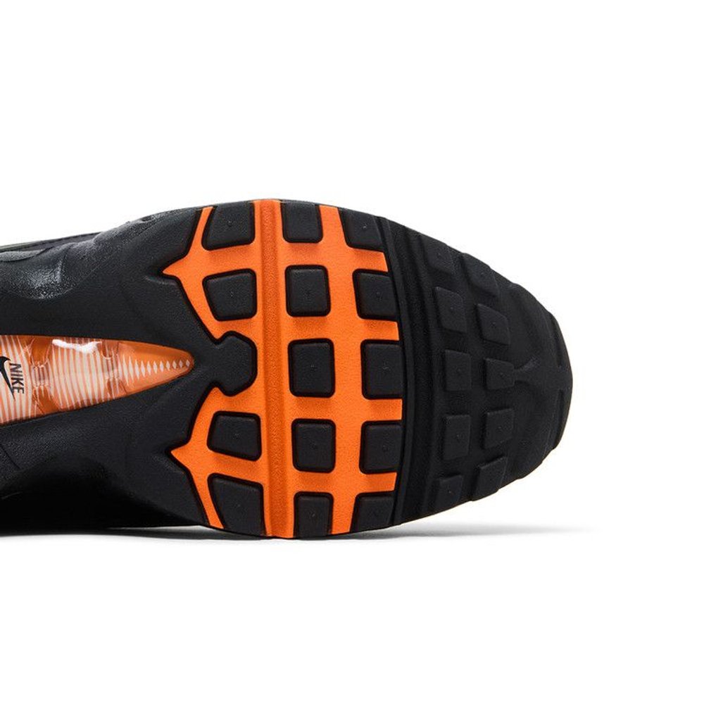 Nike Air Max 95 Safety Orange Camo – pohled shora | Purekickz