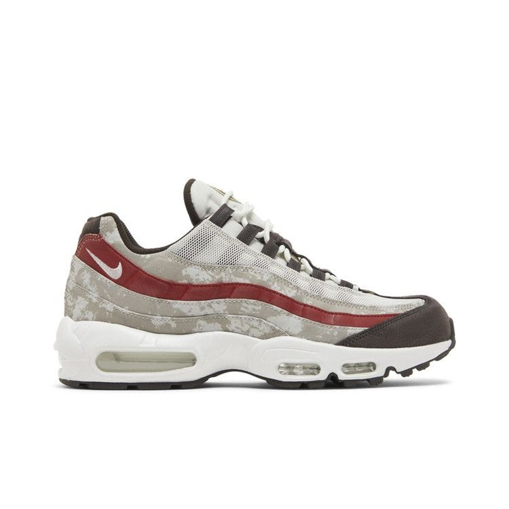 Nike Air Max 95 Social FC – boční pohled | Purekickz
