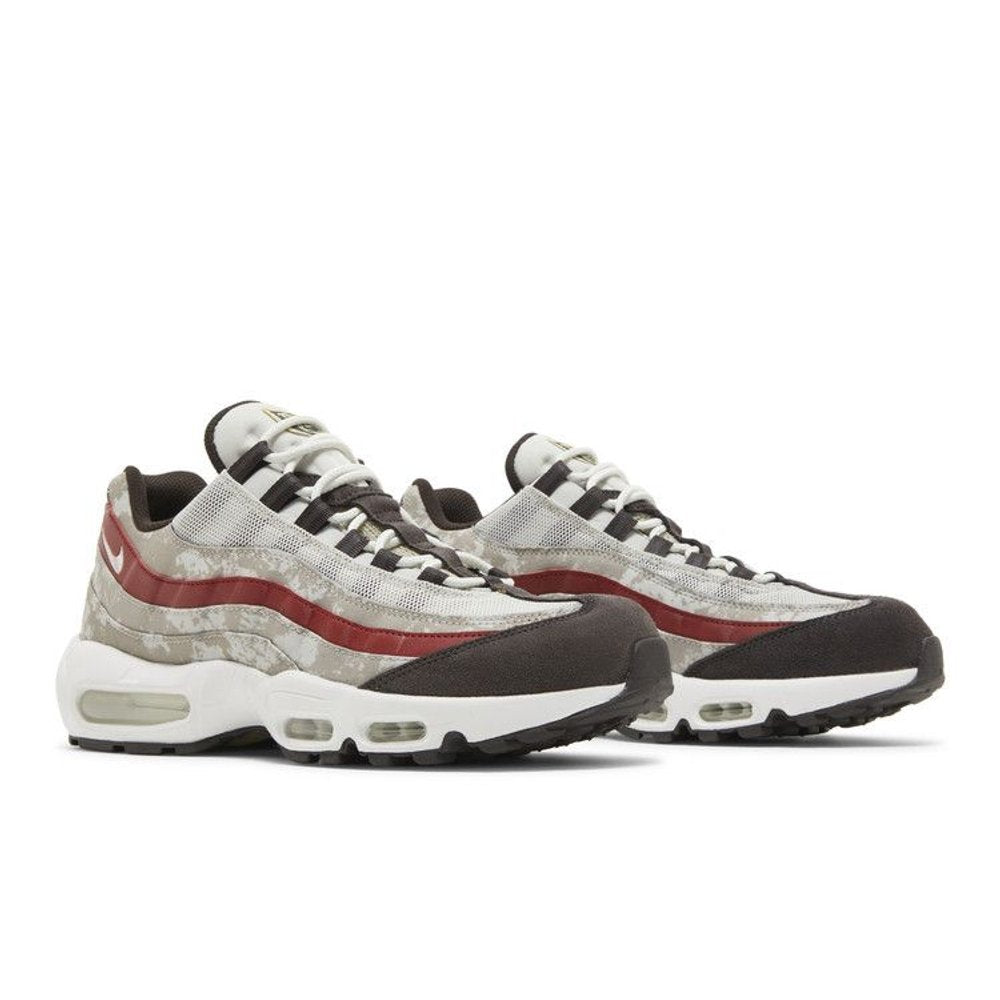 Nike Air Max 95 Social FC – lifestyle foto | Purekickz
