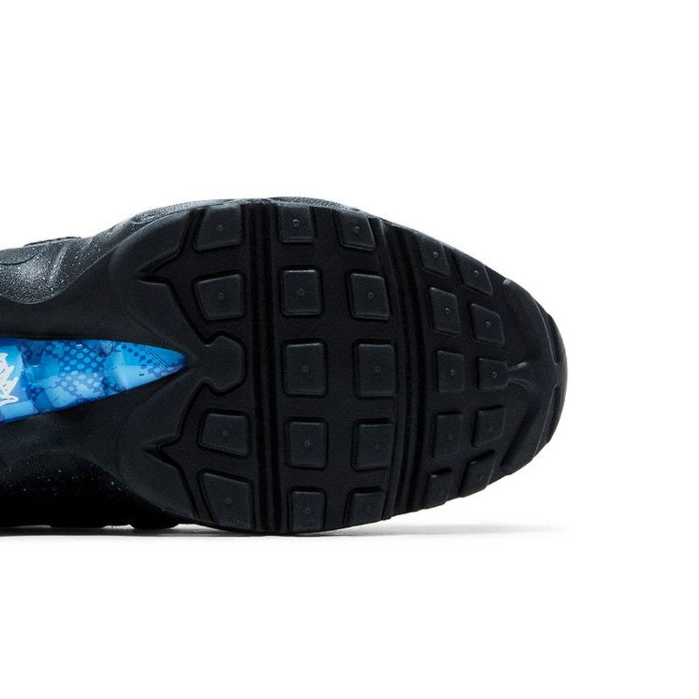 Nike Air Max 95 Stash (2024) – pohled shora | Purekickz