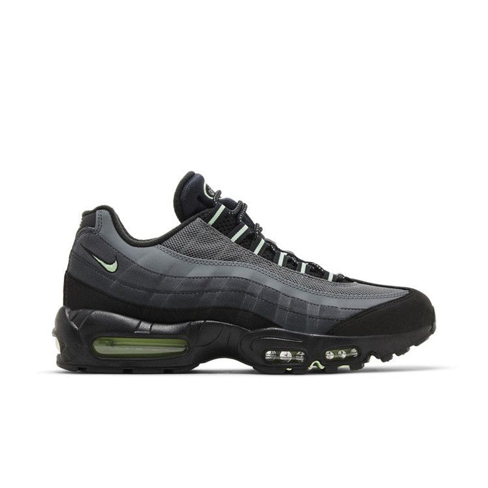 Nike Air Max 95 Vapor Green – boční pohled | Purekickz