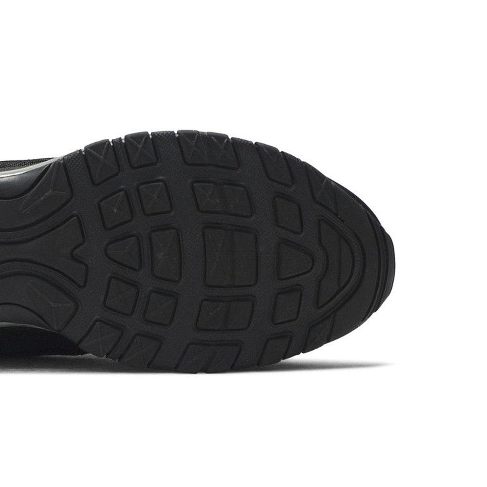 Nike Air Max 97 Triple Black – pohled shora | Purekickz