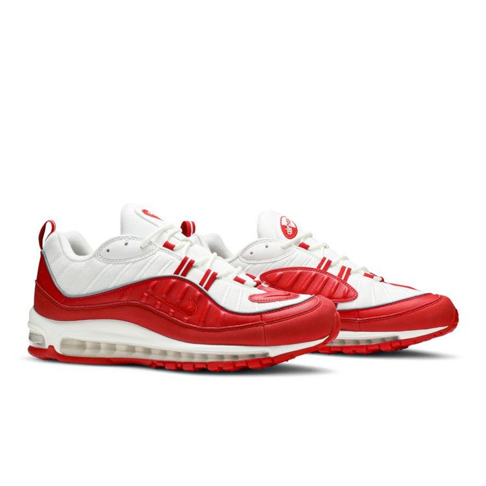 Nike Air Max 98 'University Red' – lifestyle foto | Purekickz