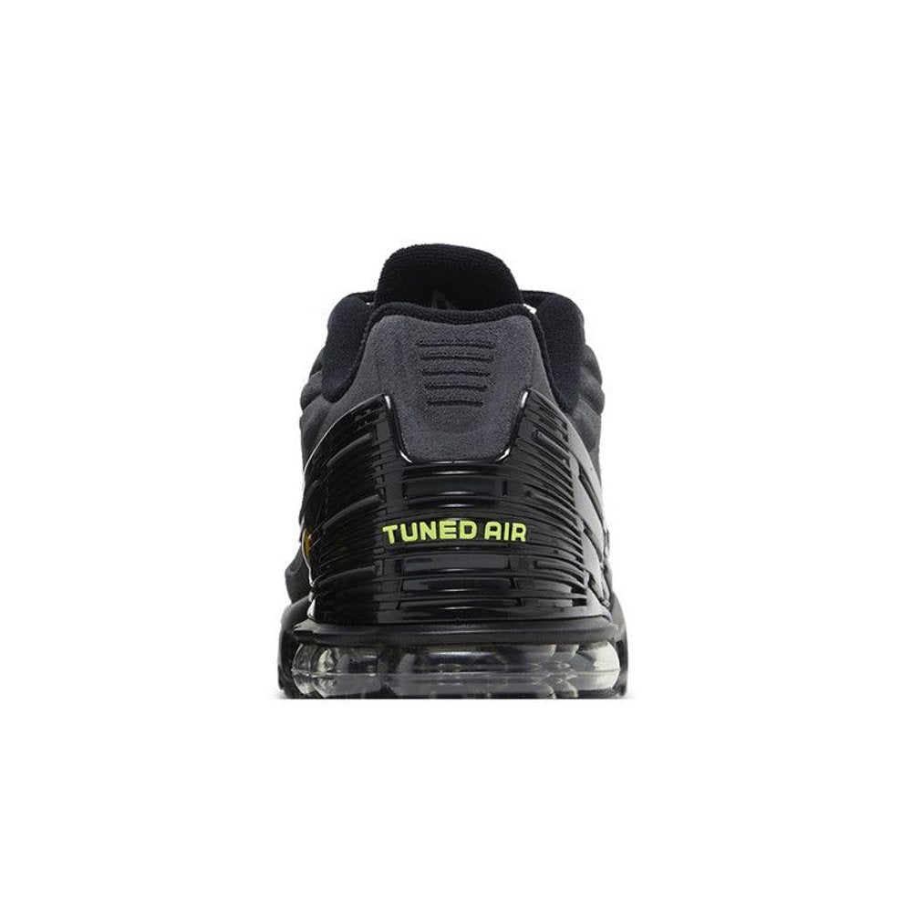 Nike Air Max Plus 3 Black Volt – detail materiálu | Purekickz