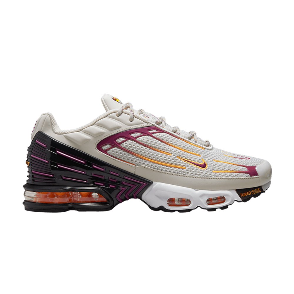 Nike Air Max Plus 3 'Carabiner' – boční pohled | Purekickz