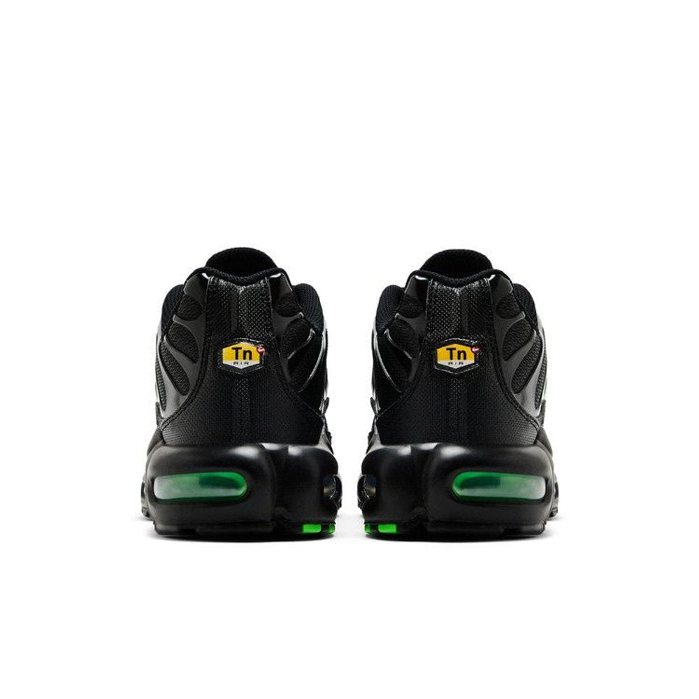 Nike Air Max Plus Black Green Strike – podrážka | Purekickz