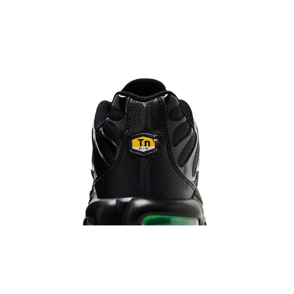Nike Air Max Plus Black Green Strike – detail materiálu | Purekickz