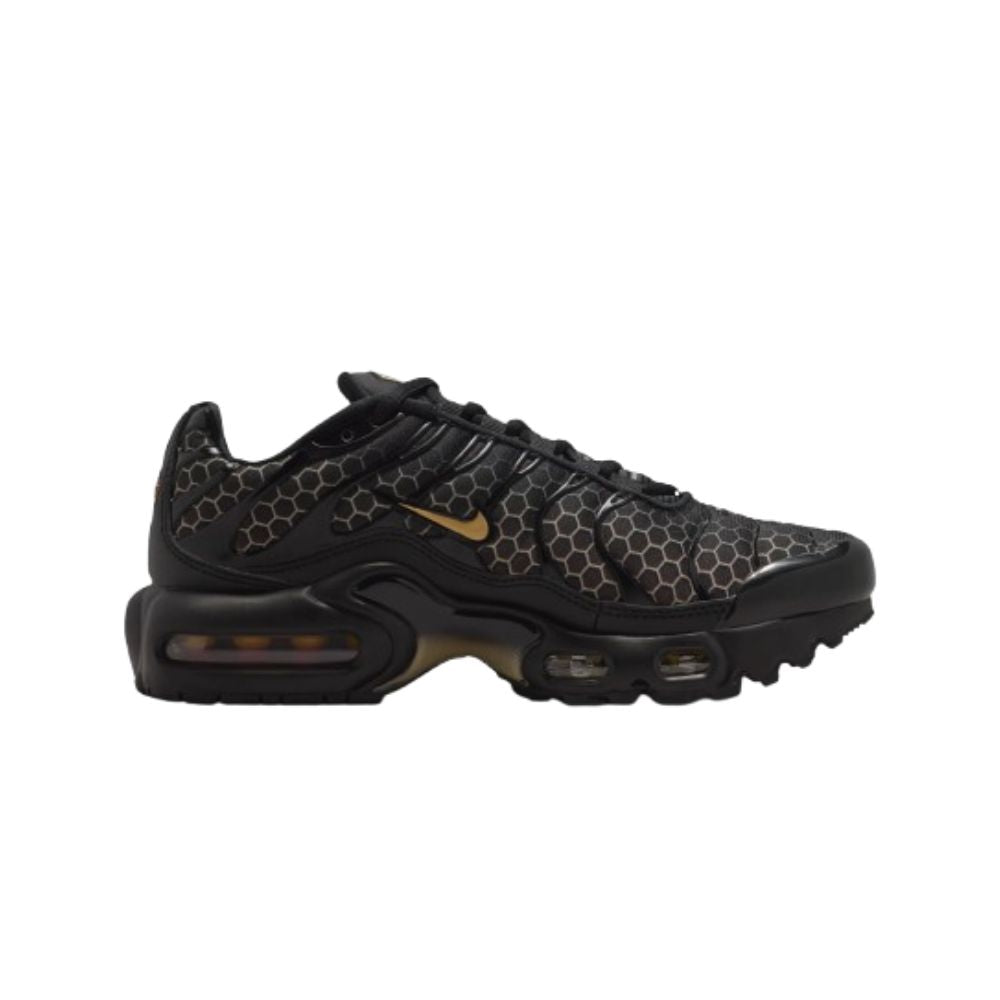 Nike Air Max Plus Black Honey (GS) – boční pohled | Purekickz
