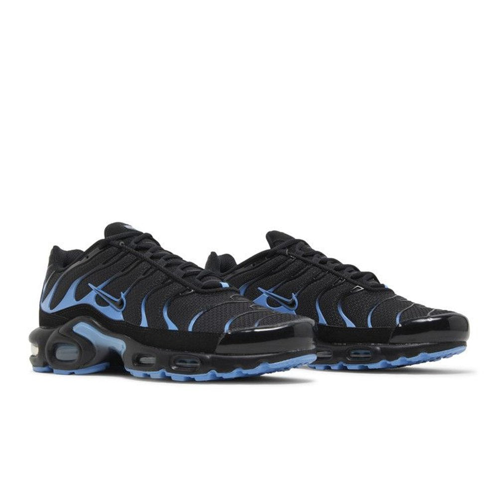 Nike Air Max Plus Black University Blue – lifestyle foto | Purekickz