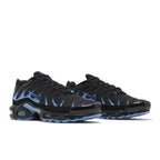 Nike Air Max Plus Black University Blue – lifestyle foto | Purekickz