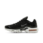 Nike Air Max Plus Black White (W) – hlavní pohled | Purekickz
