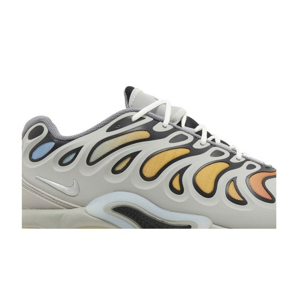 Nike Air Max Plus Drift 'Light Smoke Grey' – detail | Purekickz