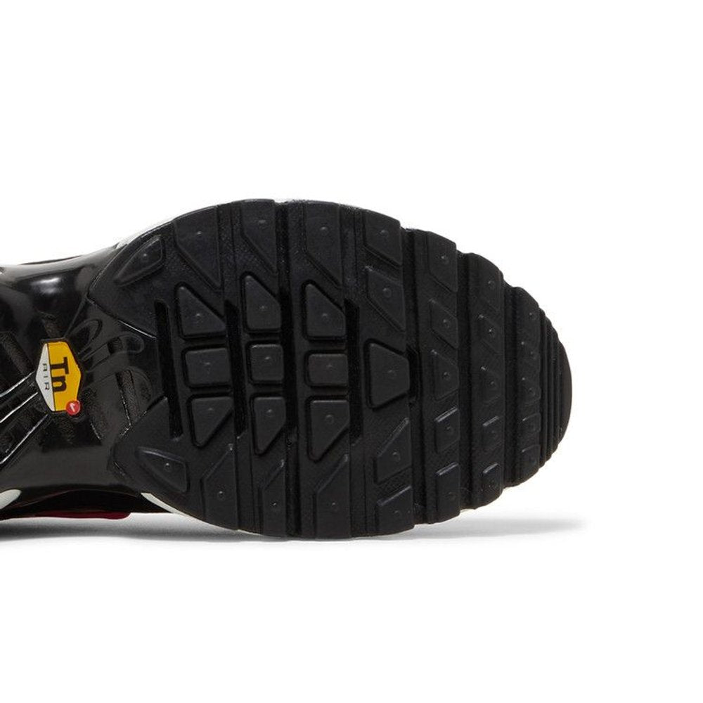 Nike Air Max Plus Dusk (W) – pohled shora | Purekickz