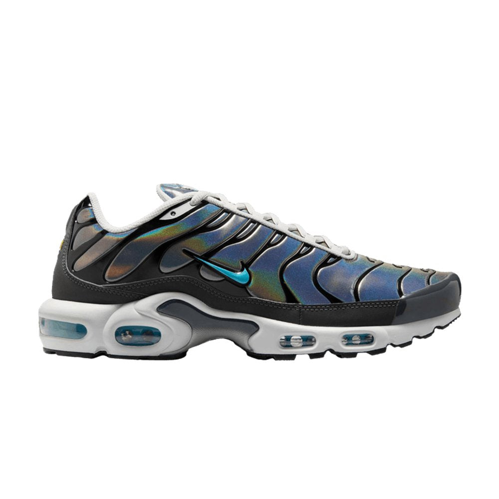 Nike Air Max Plus 'Iridescent' – boční pohled | Purekickz