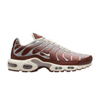 Nike Air Max Plus Light Orewood Brown Dark Pony – boční pohled | Purekickz