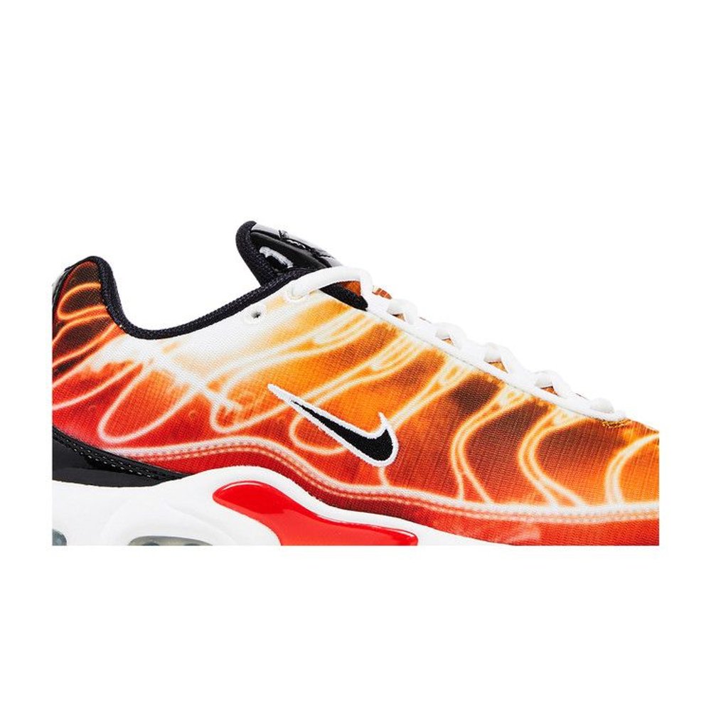 Nike Air Max Plus Light Photography