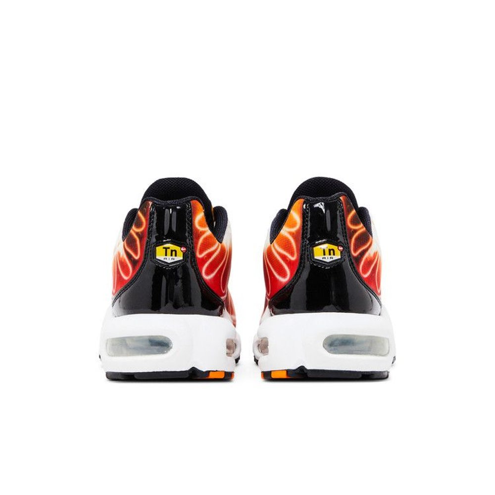 Nike Air Max Plus Light Photography