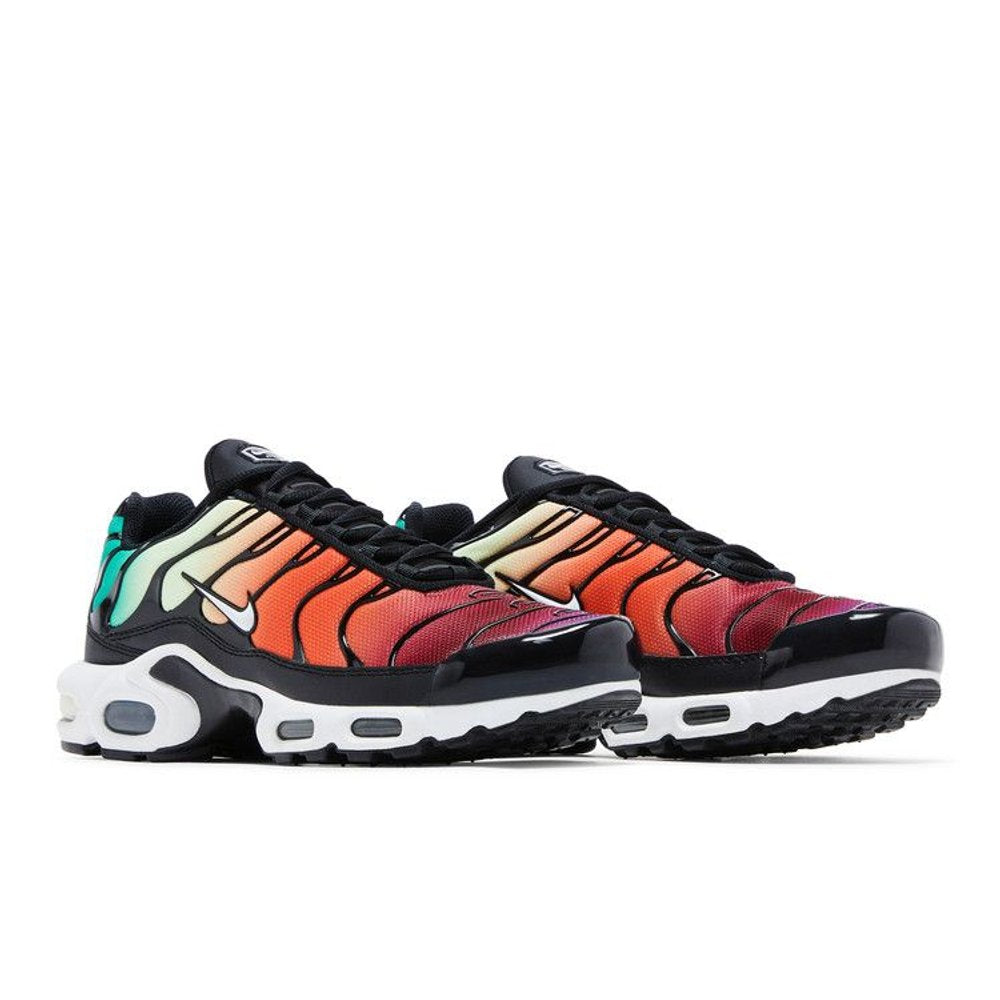 Nike Air Max Plus Rainbow (W) – lifestyle foto | Purekickz
