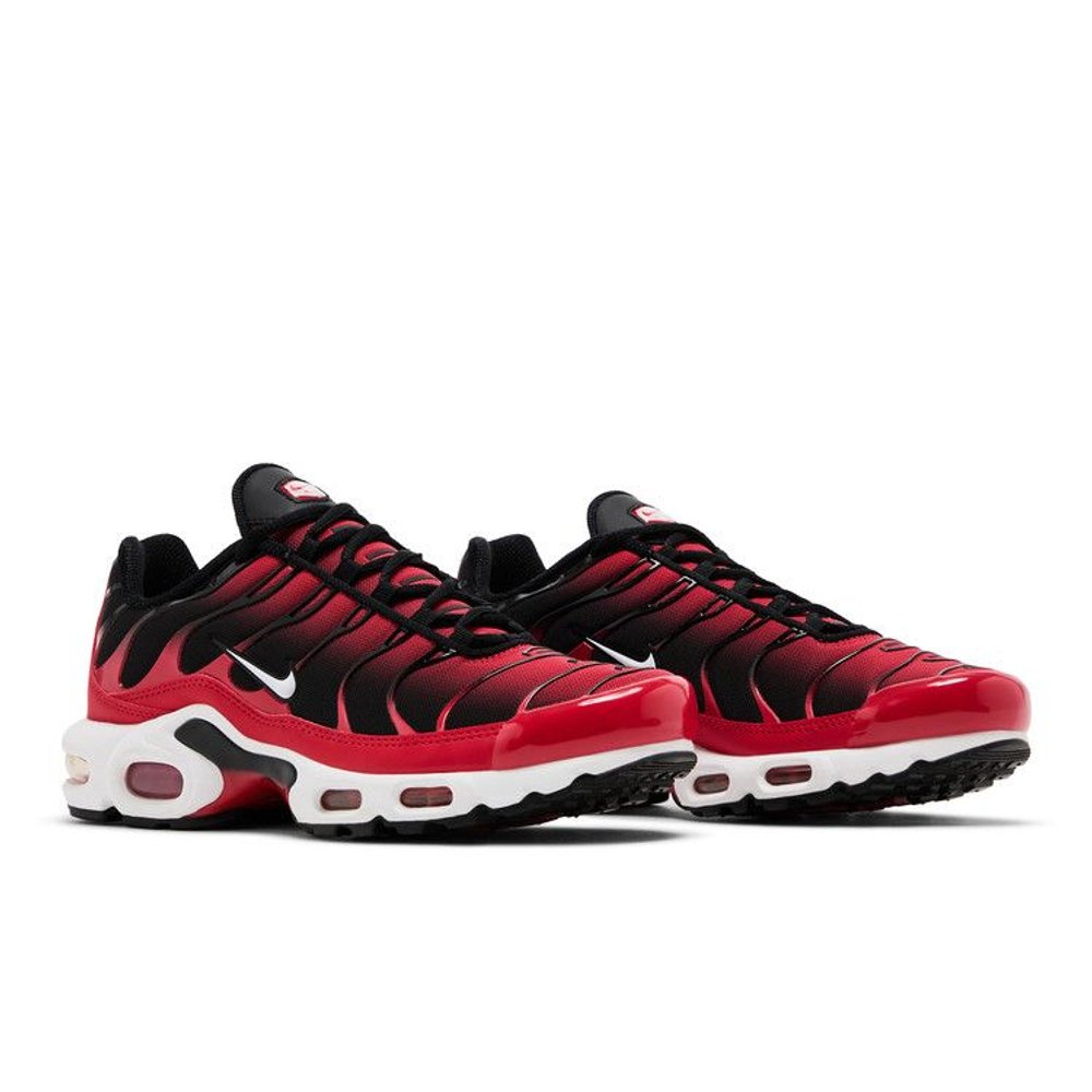 Nike Air Max Plus Red Black – lifestyle foto | Purekickz