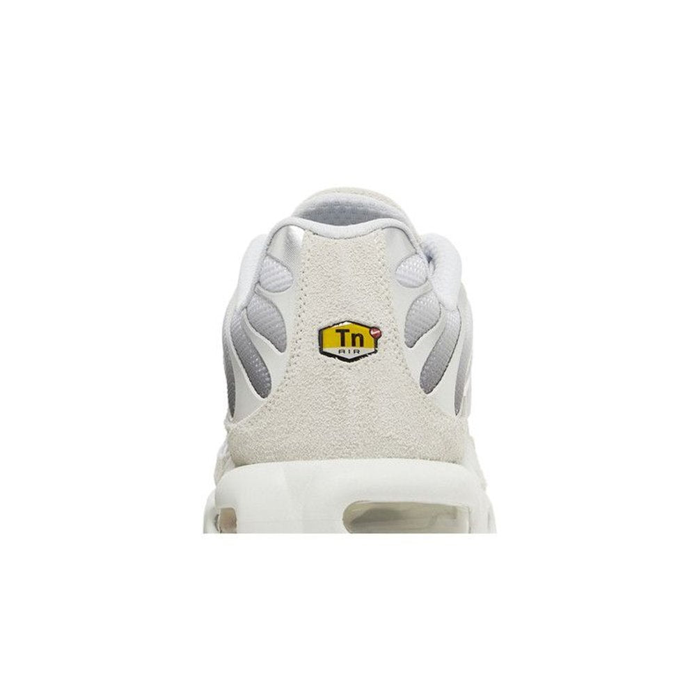 Nike Air Max Plus Sail Pure Platinum Silver – detail materiálu | Purekickz