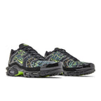 Nike Air Max Plus Sustainable Black Volt – lifestyle foto | Purekickz