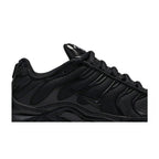 Nike Air Max Plus Triple Black – detail | Purekickz