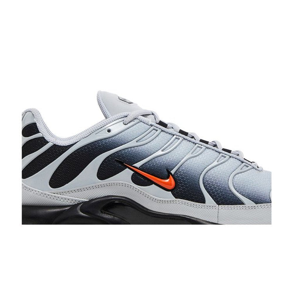 Nike Air Max Plus 'Wolf Grey Picante Red' – detail | Purekickz