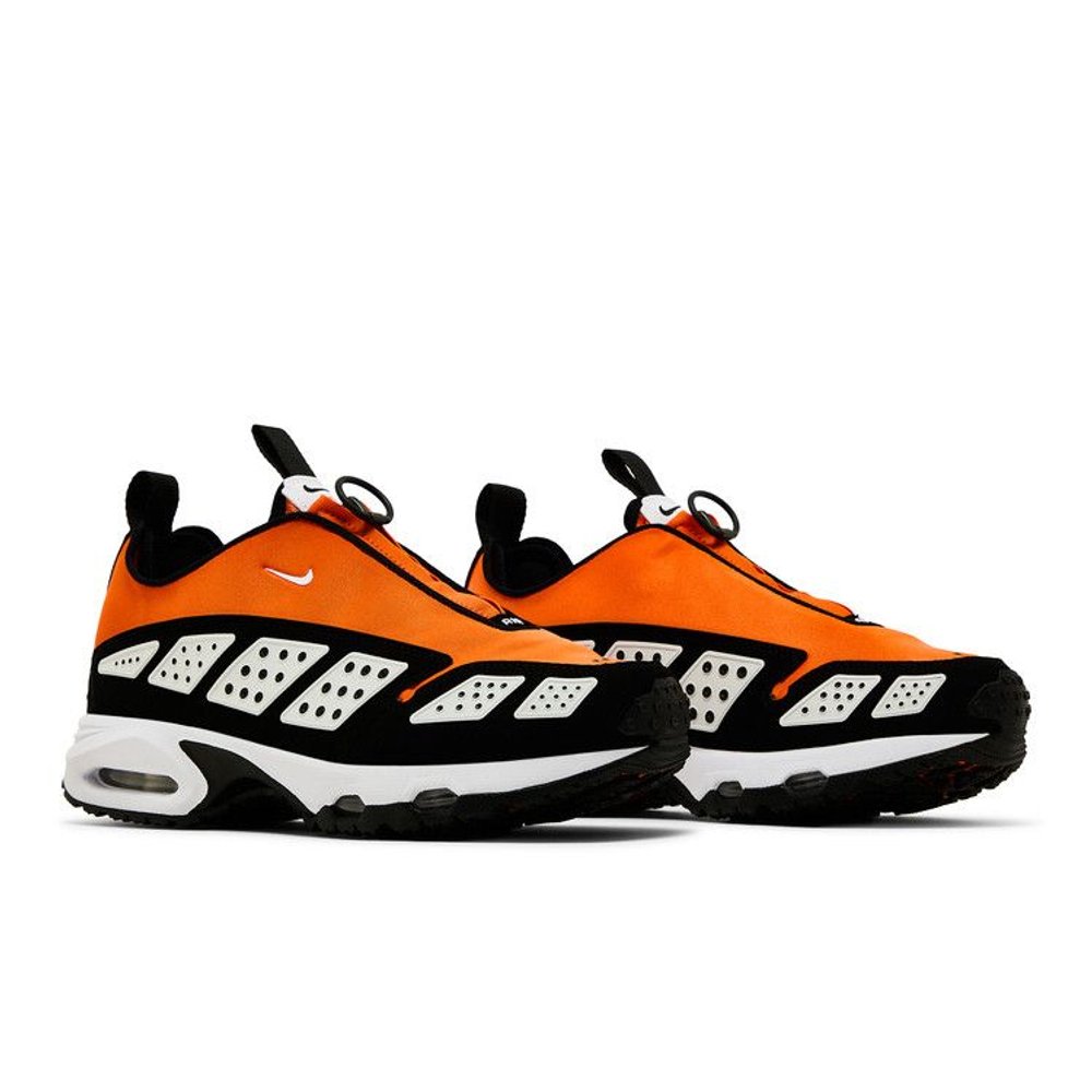 Nike Air Max Sunder Safety Orange Black (W) – lifestyle foto | Purekickz