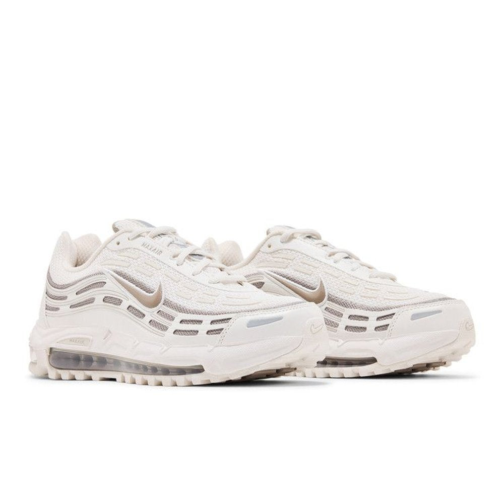 Nike Air Max TL 2.5 Phantom Moon Fossil – lifestyle foto | Purekickz