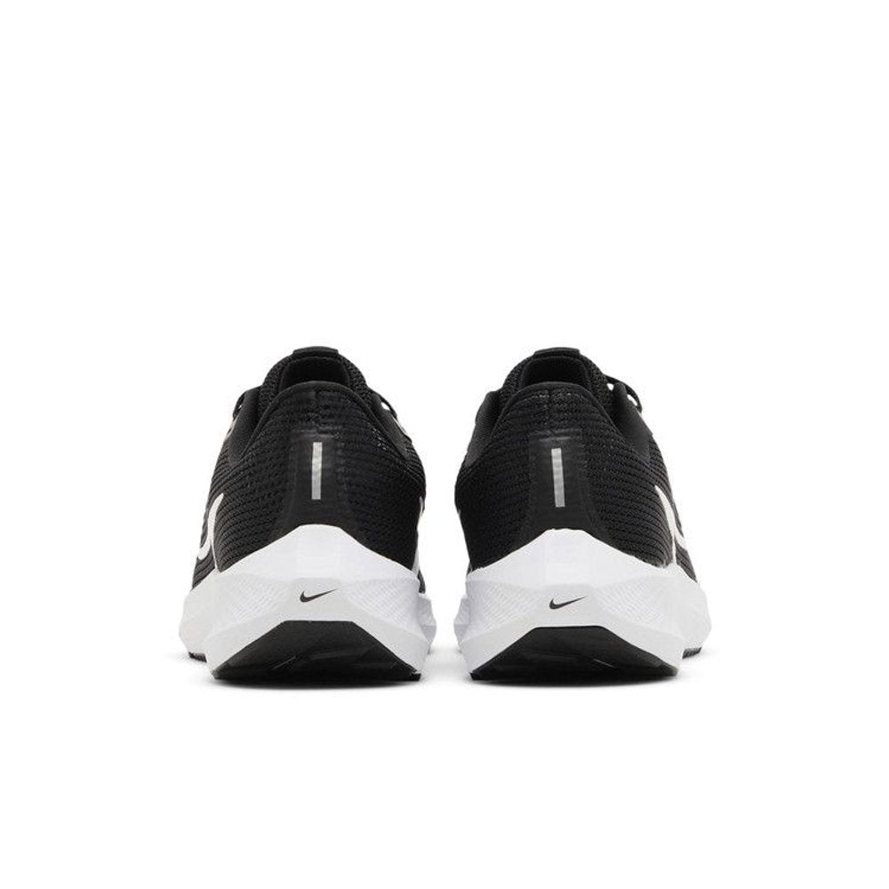 Nike Air Zoom Pegasus 40 Black White – podrážka | Purekickz
