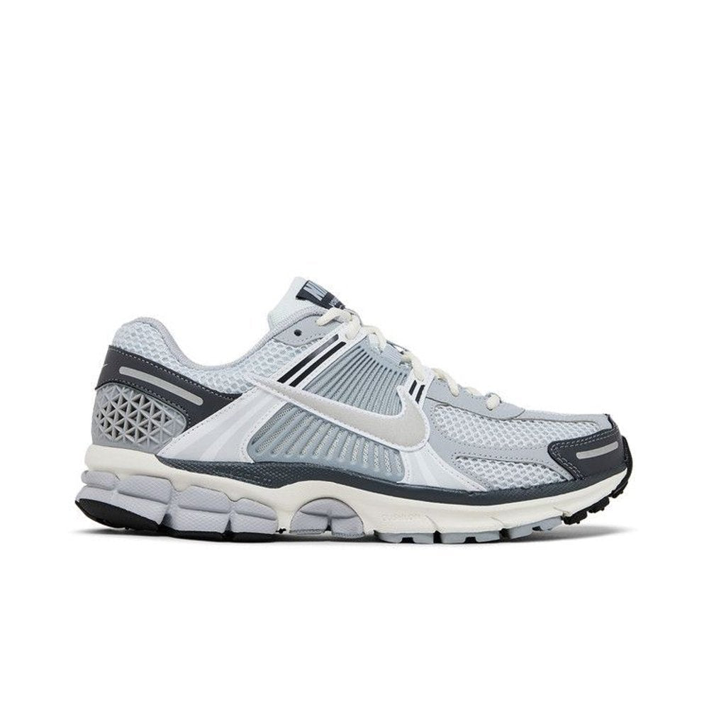 Nike Air Zoom Vomero 5 Pure Platinum Summit White (W) – boční pohled | Purekickz