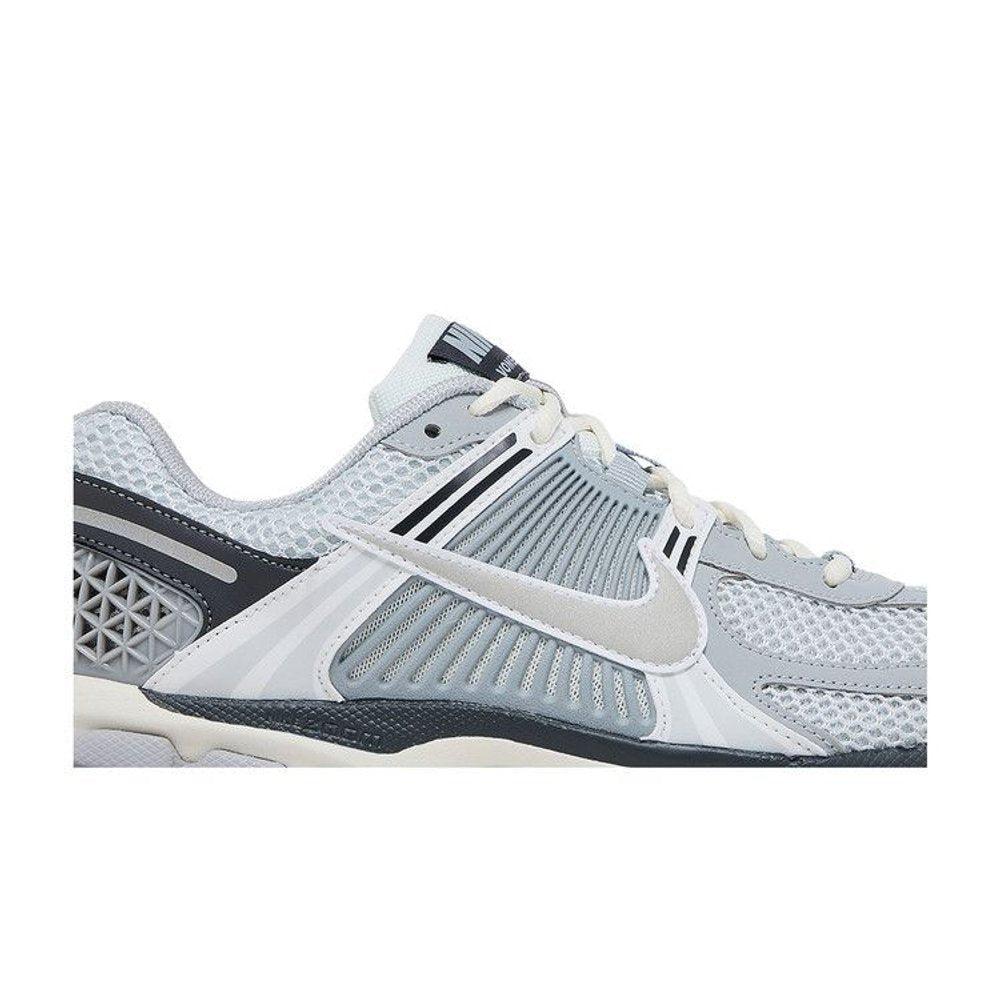 Nike Air Zoom Vomero 5 Pure Platinum Summit White (W) – detail | Purekickz