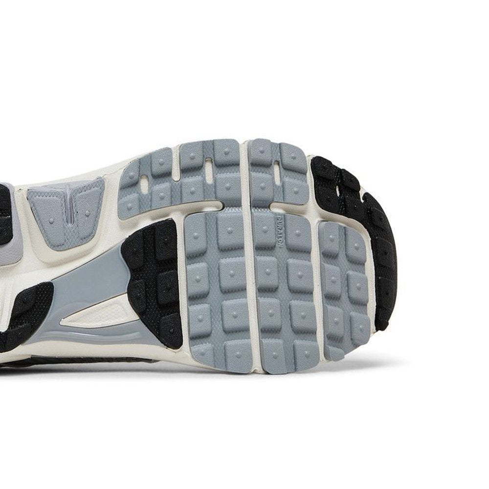 Nike Air Zoom Vomero 5 Pure Platinum Summit White (W) – pohled shora | Purekickz