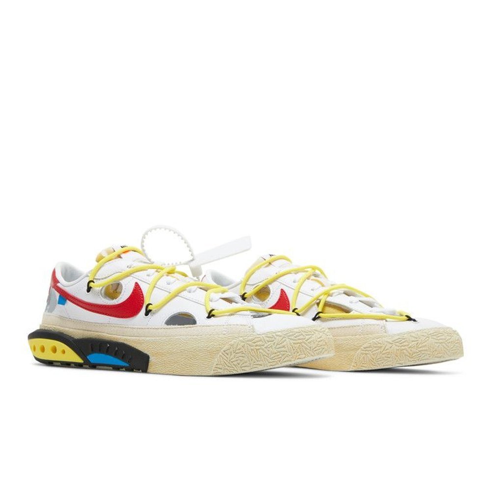 Nike Blazer Low Off-White University Red – lifestyle foto | Purekickz