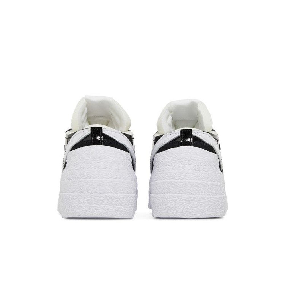 Nike Blazer Low Sacai Black Patent Leather – podrážka | Purekickz