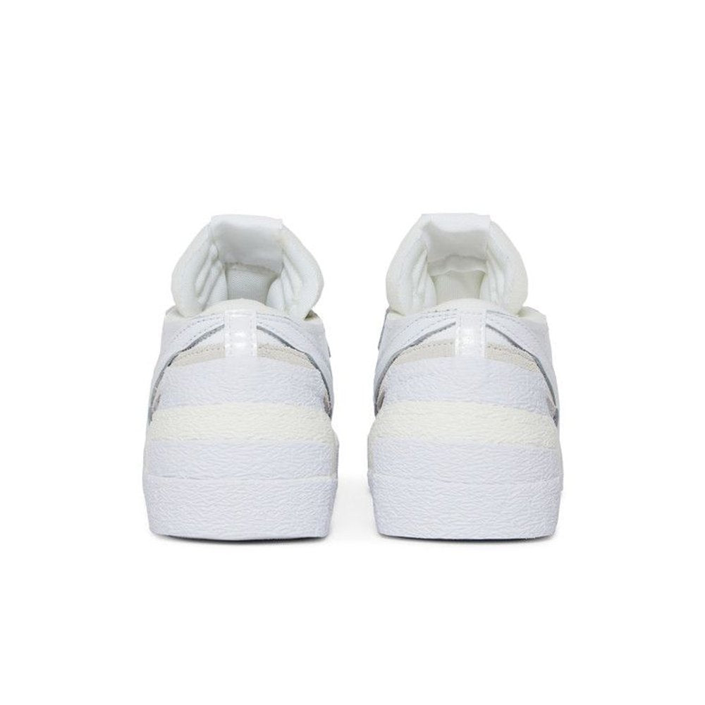 Nike Blazer Low sacai White Patent Leather – podrážka | Purekickz