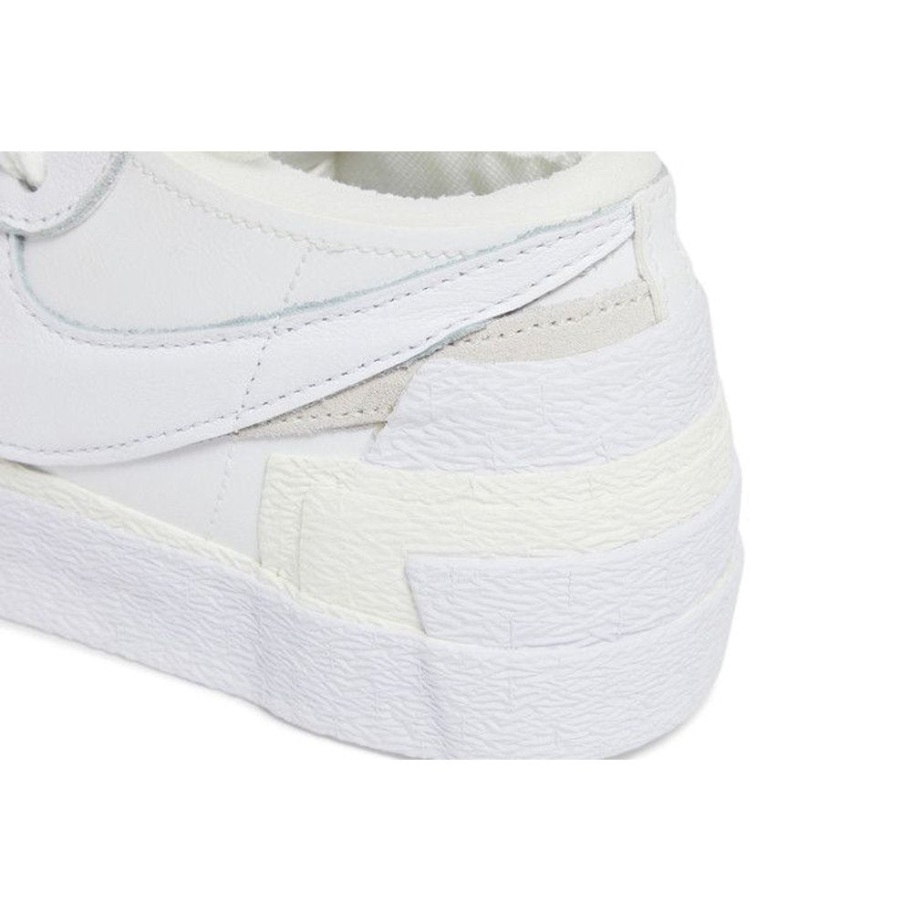 Nike Blazer Low sacai White Patent Leather – pohled 9 | Purekickz