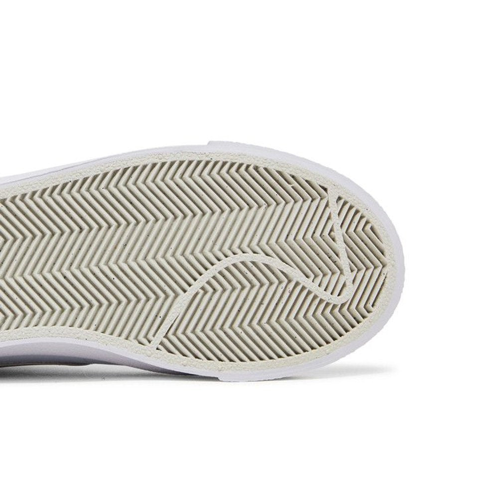 Nike Blazer Mid '77 Platinum Grape Metallic Silver – pohled shora | Purekickz