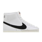 Nike Blazer Mid 77 Vintage White Black – detail | Purekickz