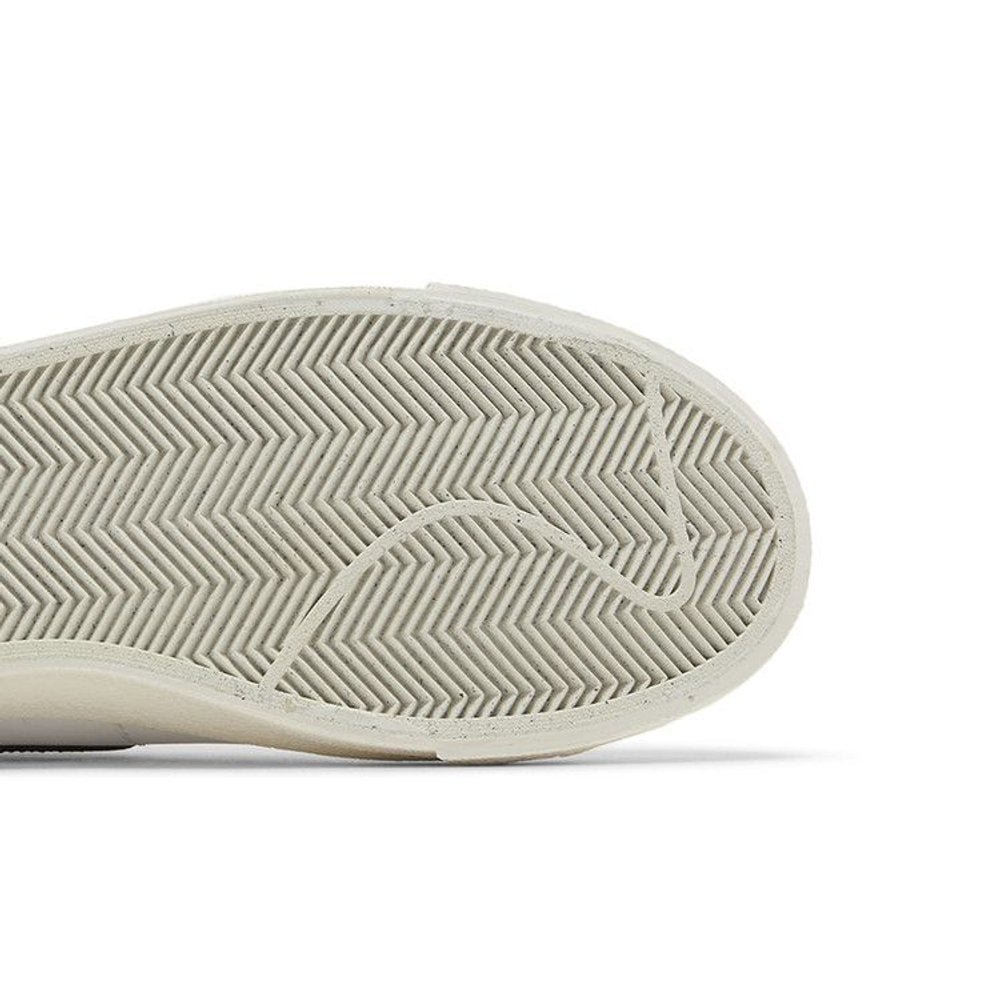 Nike Blazer Mid 77 Vintage White Black – pohled shora | Purekickz