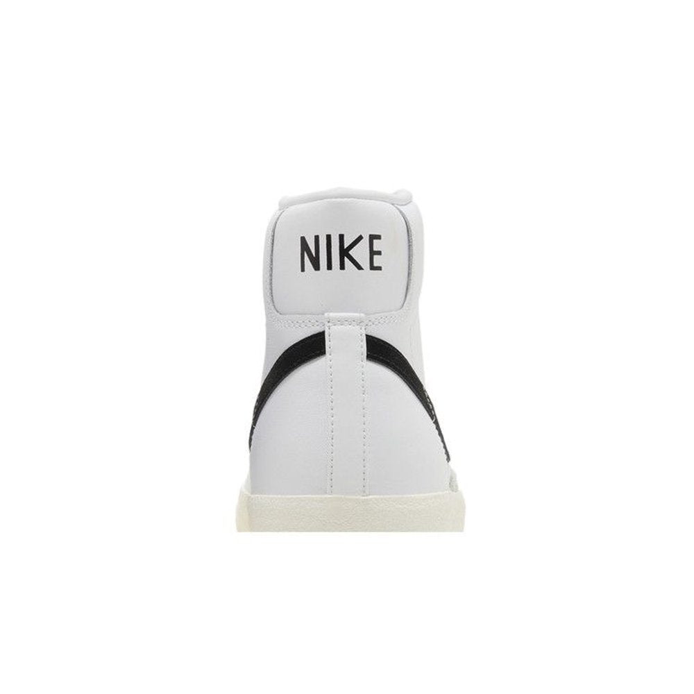 Nike Blazer Mid 77 Vintage White Black – detail materiálu | Purekickz