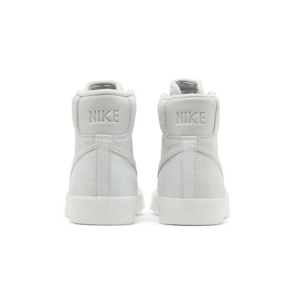 Nike Blazer Mid Premium MF Photon Dust (W)
