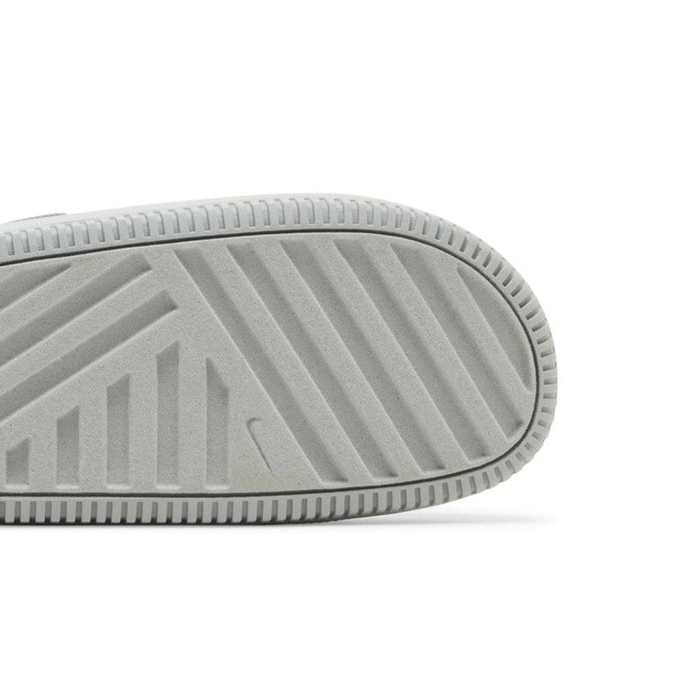 Nike Calm Mule Light Smoke Grey – pohled shora | Purekickz