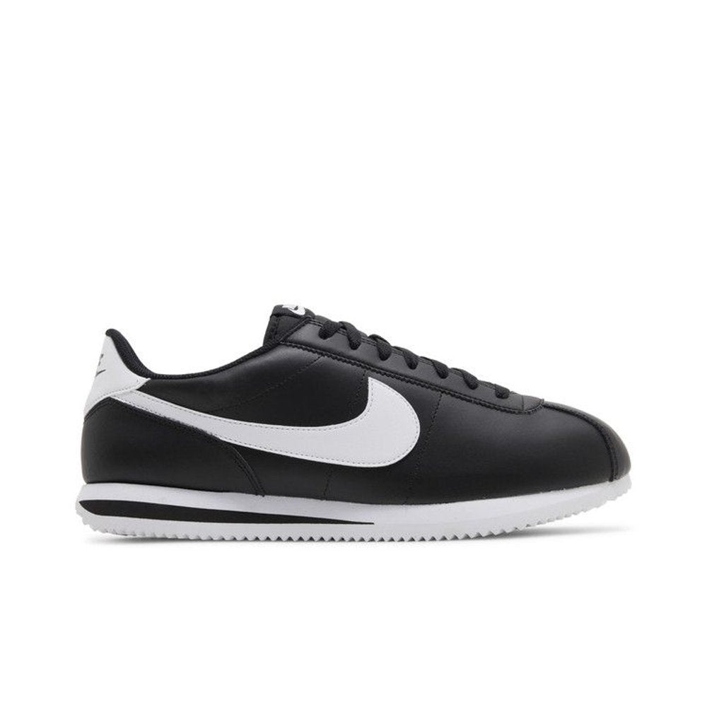Nike Cortez Basic Black White (2023) – boční pohled | Purekickz