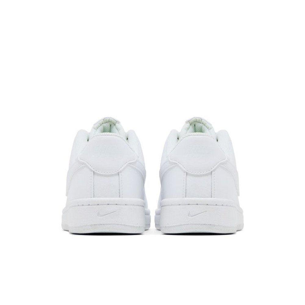 Nike Court Royale 2 Triple White – podrážka | Purekickz
