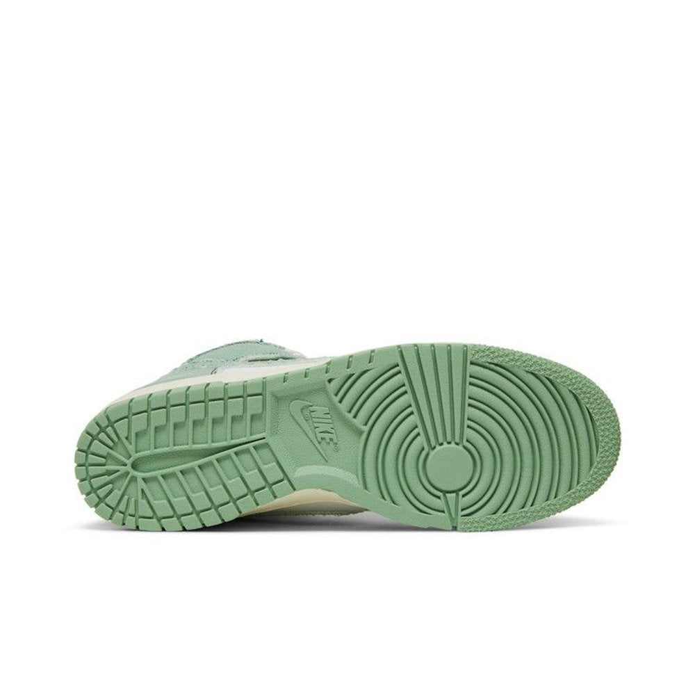 Nike Dunk High 1985 Enamel Green Denim (Women's) – zadní pohled | Purekickz