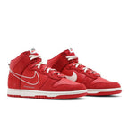 Nike Dunk High First Use Red – detail materiálu | Purekickz